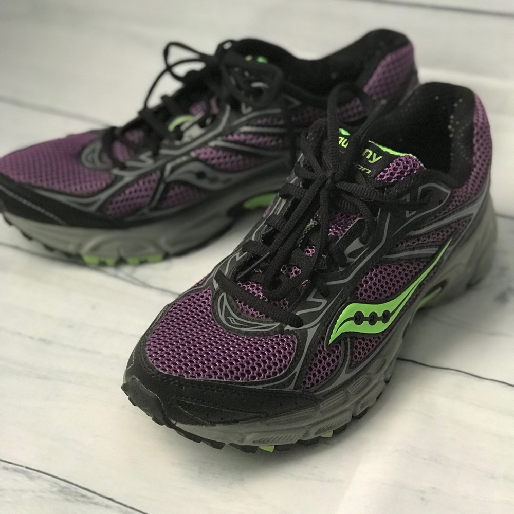 Saucony Cohesion 7 Women’s Sneaker Size 9